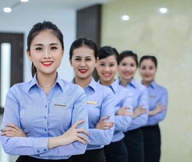 Chuyên nhận may đồng phục công sở theo yêu cầu khách hàng</h1>