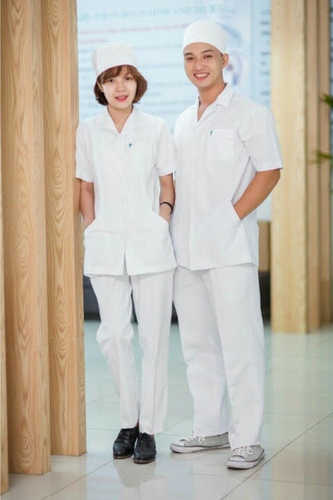 đồng phục bệnh viện