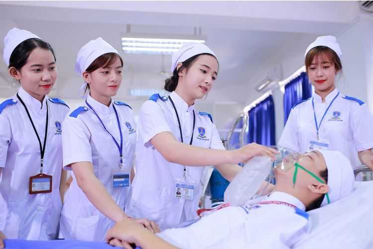 may đồng phục bệnh viện uy tín